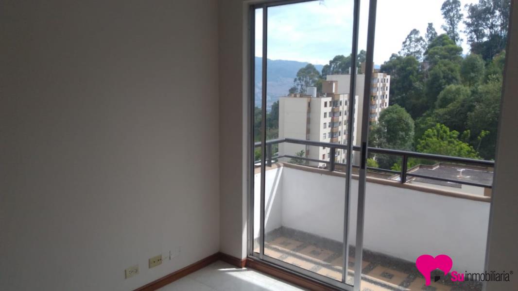 Apartamento en Arriendo en Medellín - 1553 Suramericana de arrendamientos